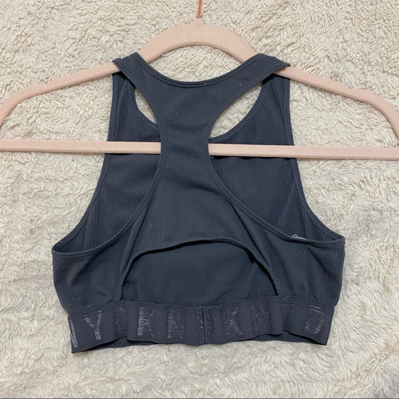 DKNY Ribbed High Neck Cropped Tank - Picture 3 of 3